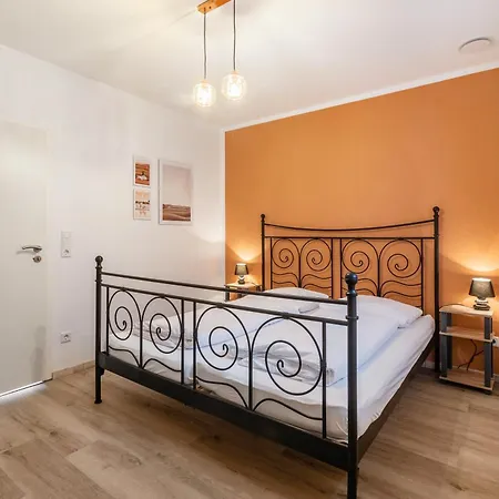 Schoene 2 شقة Flieden